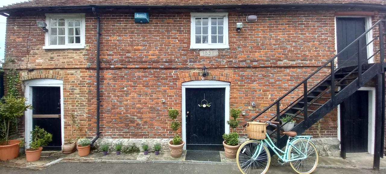 Plumpton Barn Villa Ashford  Exterior photo